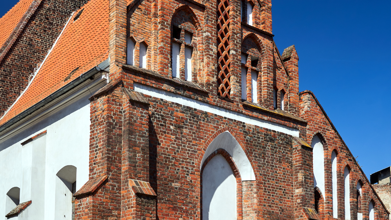 Najlepsze miejsca na weekendowy wypad z Poznania – wynajmij auto i odkrywaj piękne miejsca!